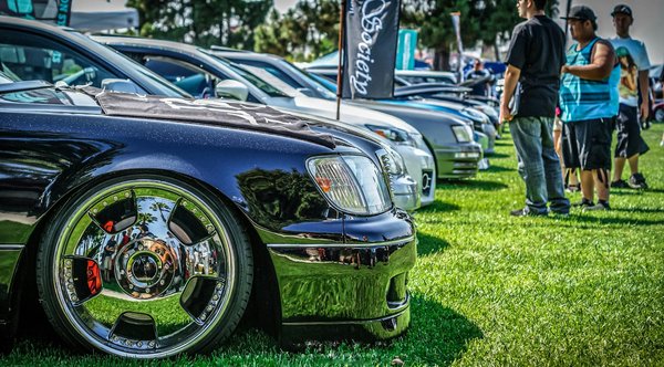 Anticipez les Tendances Printanières pour un Look Éblouissant !